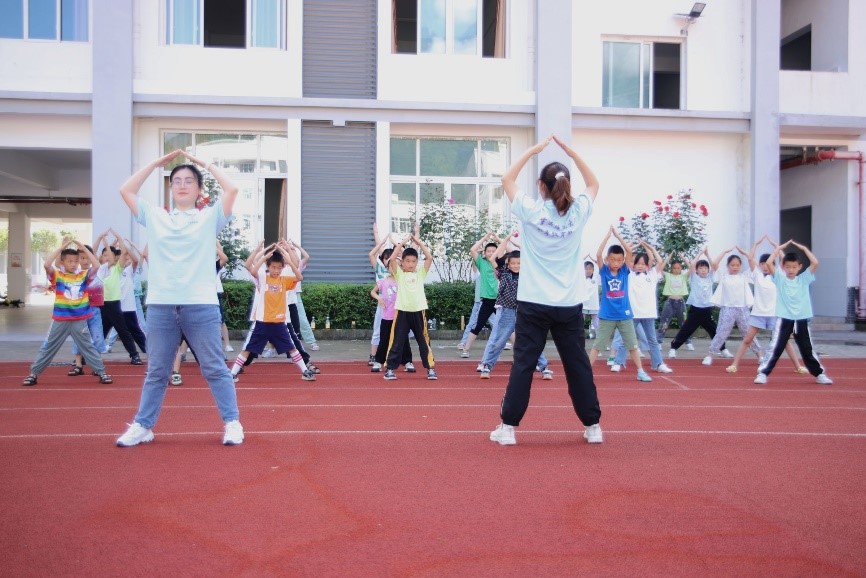 舞動(dòng)青春，童心飛揚(yáng)