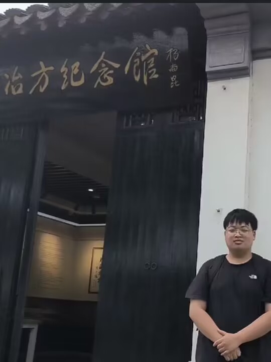t(y)W(xu)l(xing)LʢĽK̽Vq
