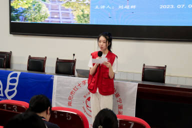 守護(hù)睛彩視界，從醫(yī)路漫漫長